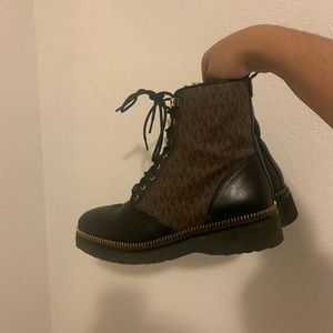 Michael Kors Womens boots